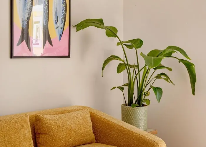 Santa Catarina Urban Chic | Lisbon